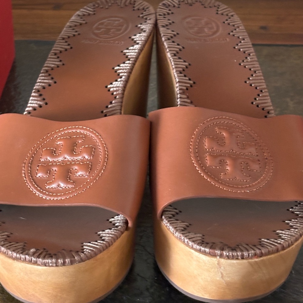 Tory Burch Tan Leather Wedges - Picture 2 of 8